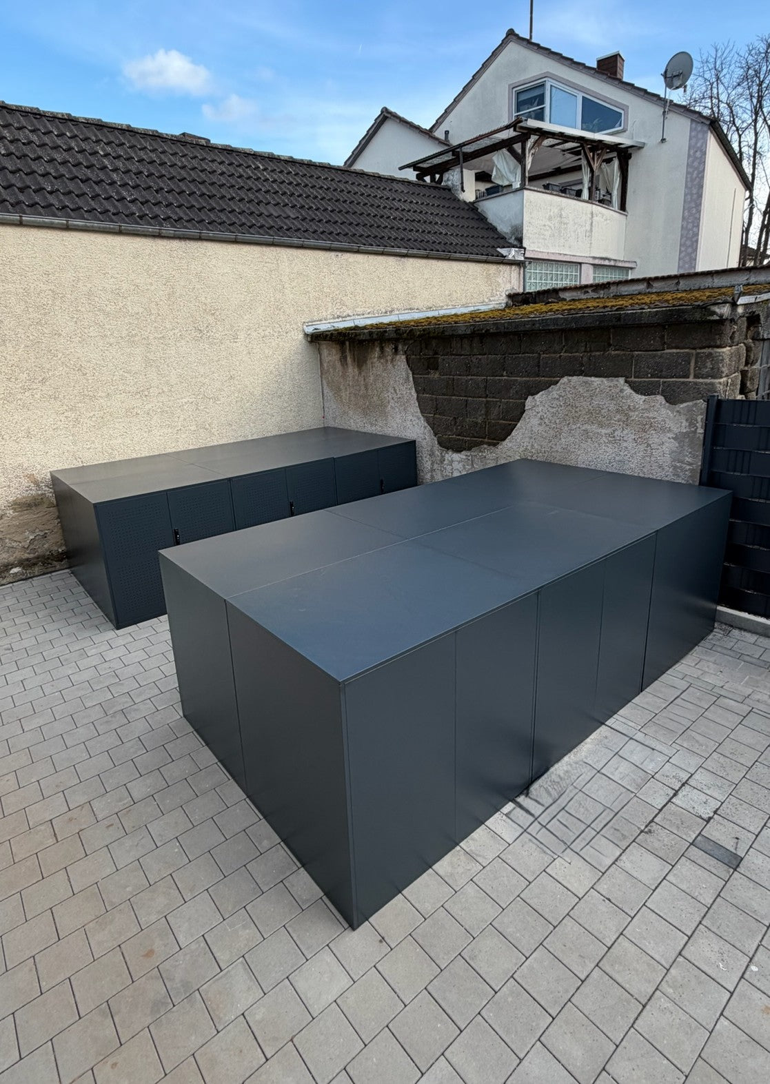 E-Bike Fahrradgaragen als Reihenanlage, sicher und abschliessbar