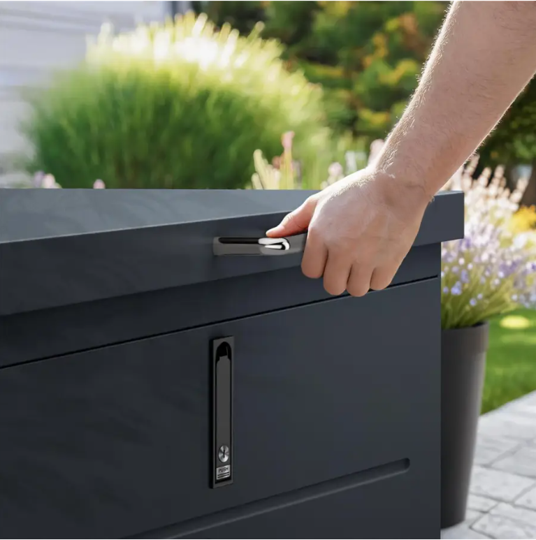 abschliessbare Kissenbox aus Metall 