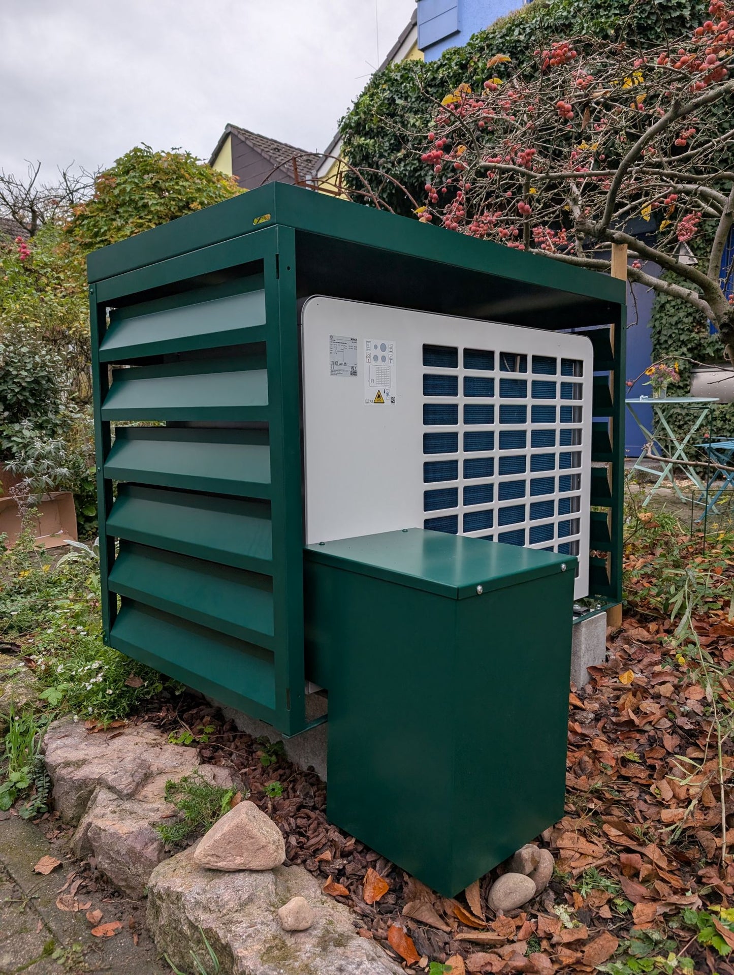 Wärmepumpen Abdeckung Metall für Bosch Compress in Moosgrün